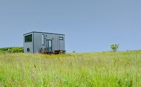 Tiny Seaside Beachfront - Skarrev